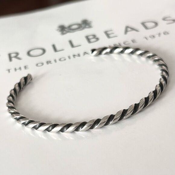TROLLBEADS Silver Twisted Bangle Bracelet, Size XXS LAA 925S NEW! Retail $130 - Picture 1 of 4